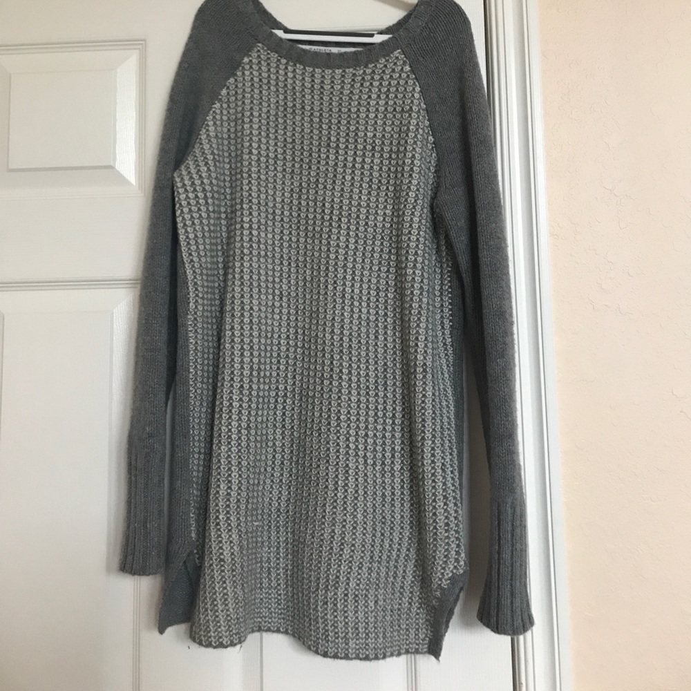Athleta sweater